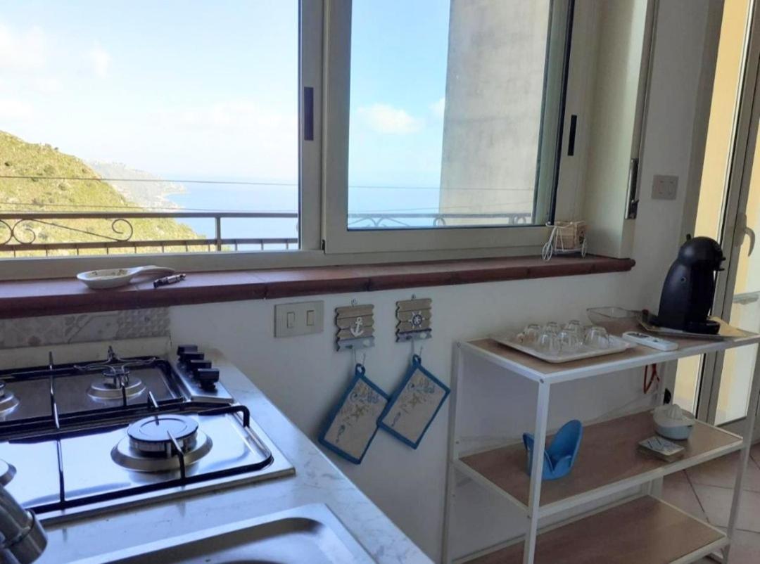Tao Charming Apartment تاورمينا الغرفة الصورة